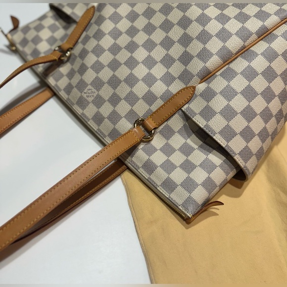 Louis Vuitton Azure Totally shoulder bag - Picture 7 of 14